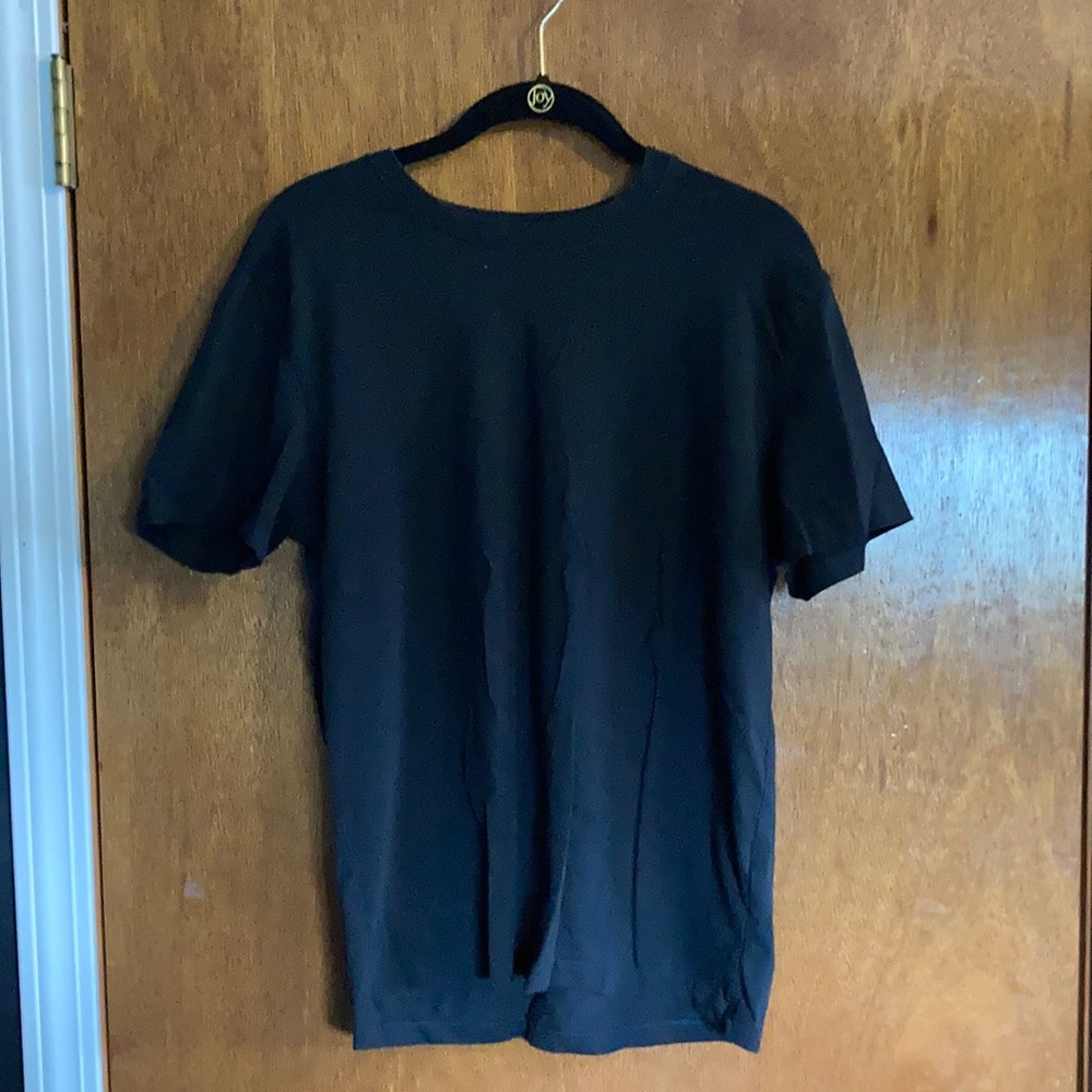 Black shirt